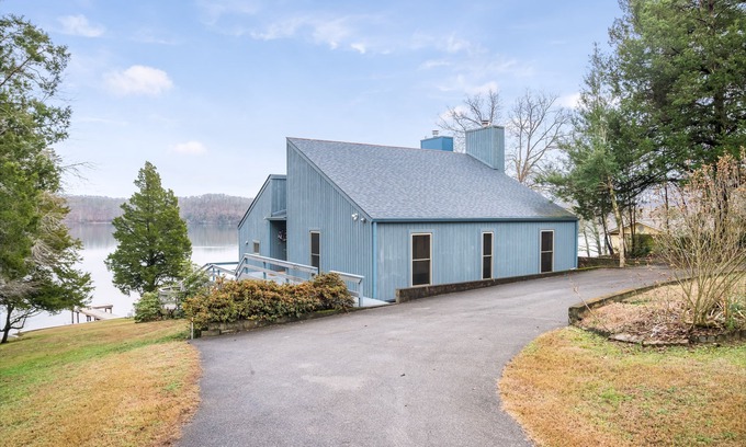 Spring City House | Watts Bar Lake House