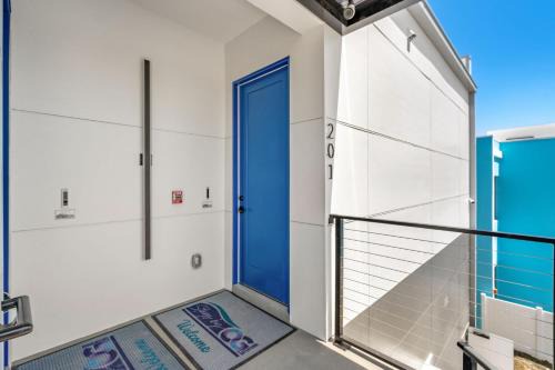 Cocoa Beach Villa | Wave Haven - 4 Luxury Units - 10BR 12BA Total - Sleeps 6 or 8 Per Unit - Hot Tub - Across from Beach - Rocket and Beach Views