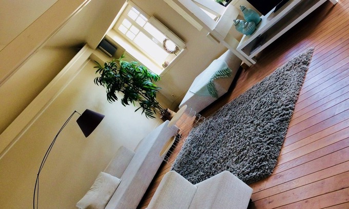 Melsele Bed & Breakfast | We have available a beautiful loft of 120m Boxspring, cozy lounge