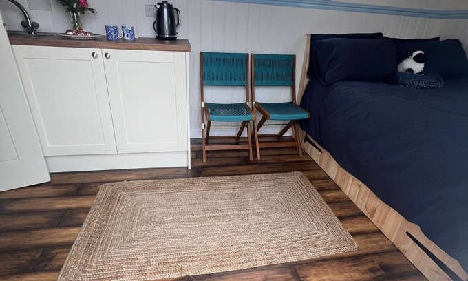 Kirkmichael House | Wee Shepherds Hut MaybolenTry country living for your next short break.