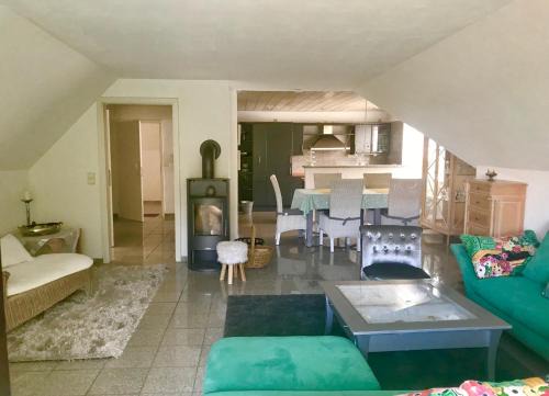 Sulzbach a.Main Apartment | Weinurlaub