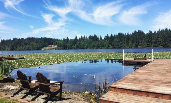 Eatonville House | Welcome! Create your own Lakeside Memories on Lake Tanwax
