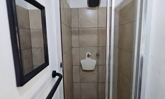 Kimberley Cottage | "Welcome to Moo Manor – Your Tranquil Getaway Near the Heart of Adventure!"n