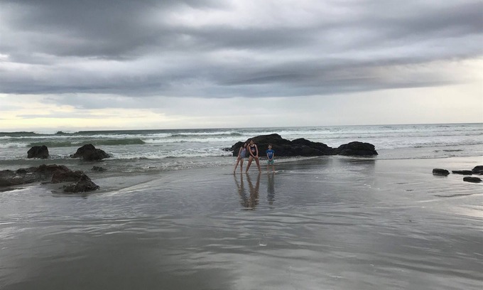 Dunedin House | Welcome to our holiday house, your home away from home.