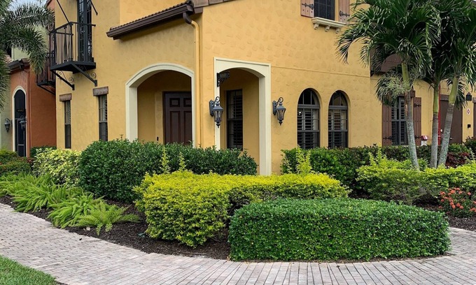 Biggar House | Welcome to Sunny Florida! Your Resort Style Home Away From Home Awaits You!