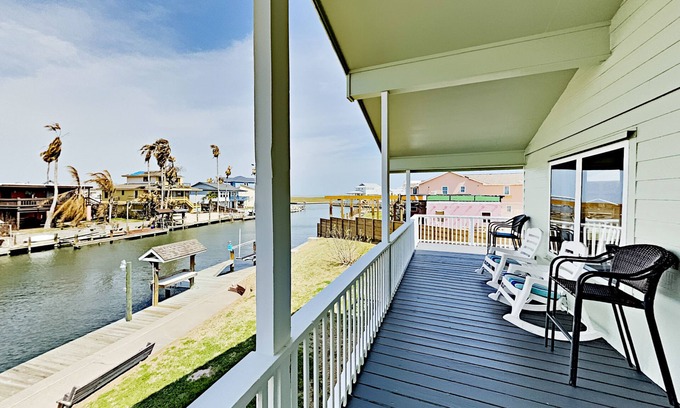 City-by-the Sea House | Welcome to The Lazy Bay | Canal Front Home with Boat Dock