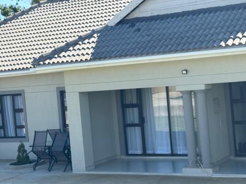 Mtubatuba House | WeMvula Guesthouse