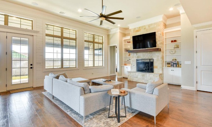 Amarillo House | WFH-Friendly Amarillo Home with Furnished Patio!