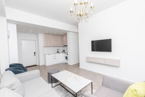 Dilijan Apartment | white house
