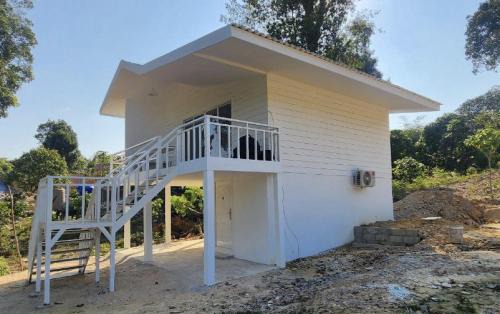 Koh Rong Apartment | White Villa