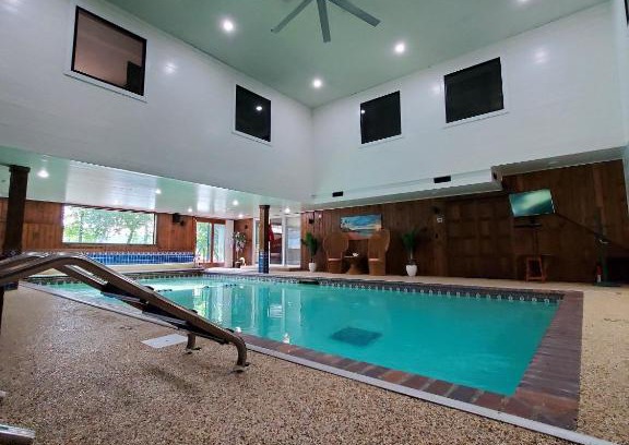 Crosslake House | Whitefish Lake Home with Heated Indoor Pool
