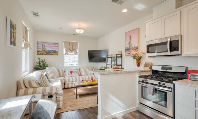 Santa Rosa House | Wineries & Wine: A Comforting Getaway in Wine Country