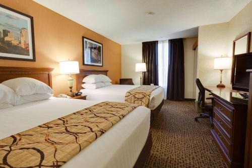 Fenton Hotel | Wingate by Wyndham St Louis-Fenton Route 66