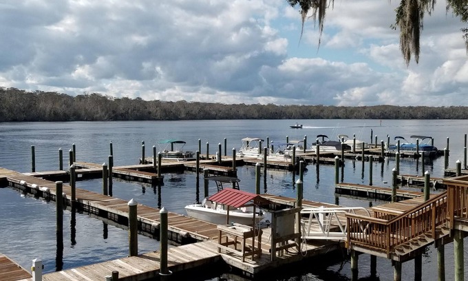 Welaka Condo | Winter Paradise on the St. Johns River w/deep water boat slip