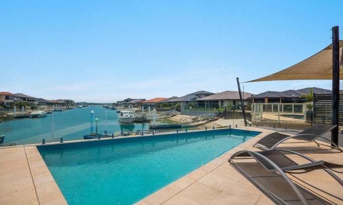 Yamba House | Witonga Waters - Now Pet Friendly
