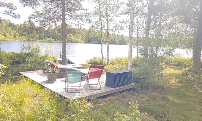 Sodra Vi Apartment | Wo. f. 2 in the forest;near Vimmerby;W-LAN;forest lake (no fishing lake);small terraces;sauna