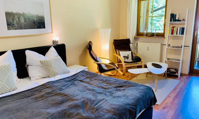 Lindberg Apartment | Wohlfühlapartment im Grünen Nationalpark mit Sauna