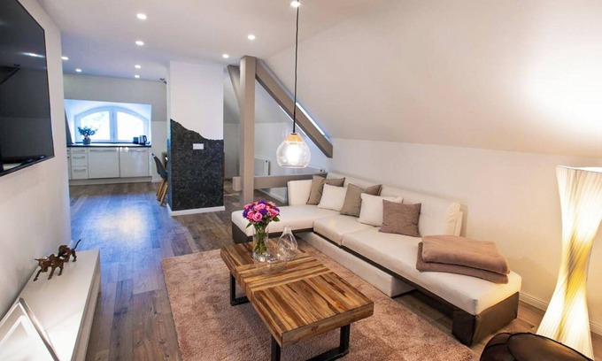 Radeberger Vorstadt Apartment | Wohnperle Adele *Neustadt*Villa