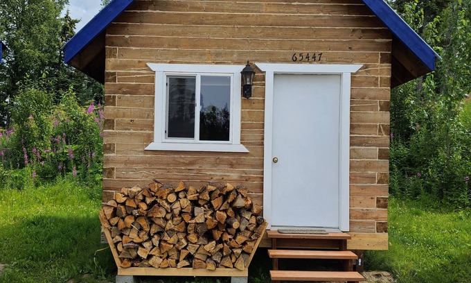 Ninilchik Cabin | Wolf Cabin in the Heart of Moose Country Alaska!
