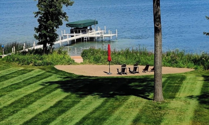 Brainerd House | Wolf Trail Lodge - Lakefront Retreat on N Long Lake near State Trails