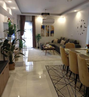 Nasr City Apartment | Women only, Master Room in Compound one kattameya سيدات فقط