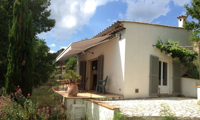 Salernes House | WONDER ! Charming air conditioned Maisonette overlooking Villag Provenç