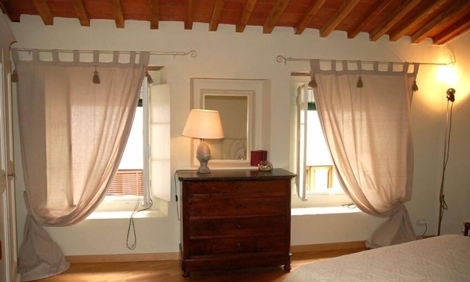 Lucca Historical Center Apartment | Wonderful Anfiteatro Square Apartment Inside the Walls