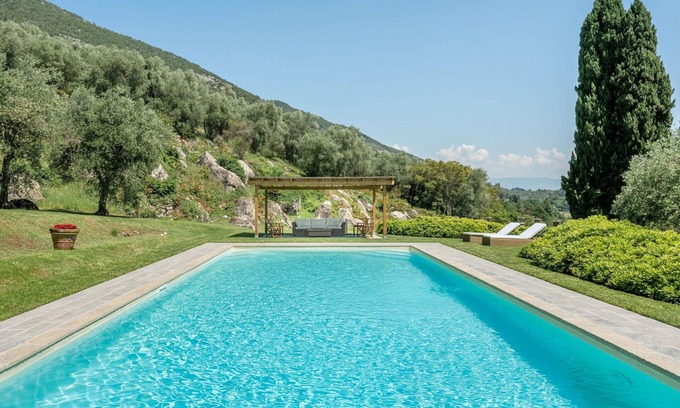 San Lorenzo a Vaccoli Villa | Wonderful private villa with WIFI, private pool, A/C, TV, patio and panoramic view, close to Lucca
