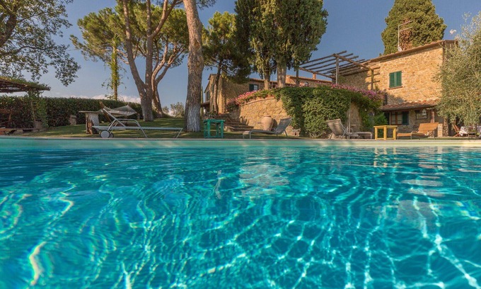 Lucignano Villa | Wonderful private villa for 15 guests with WIFI, private pool, TV, veranda and panoramic view