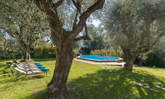 Les Maillans Villa | Wonderful villa close to Valbonne & Nice with private pool.
