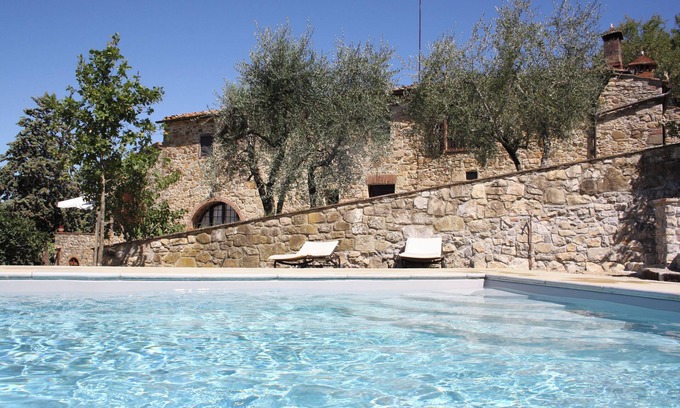 Castellina in Chianti Villa | Wonderful villa with cottage and pool near Siena