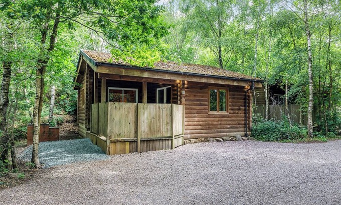 Freehay Ski Chalet | Woodpecker Log Cabin 2