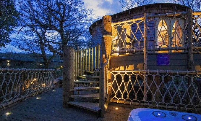 Ryde Cottage | Woodside Bay Treehouse