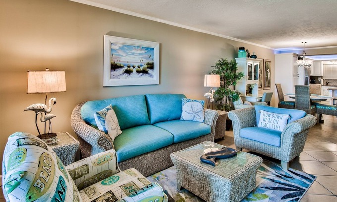 Holiday Isle Condo | WOW! Large 1 BR/1 BA on exclusive Holiday Isle, Destin FL includes Beach Service