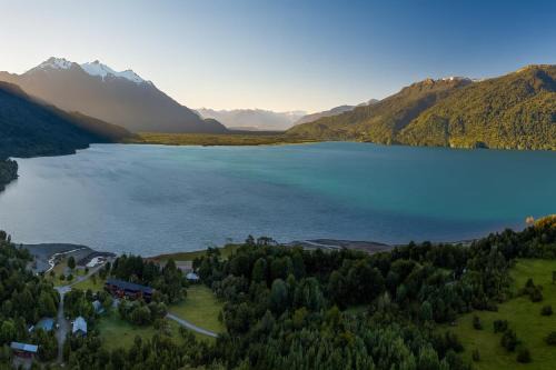 Puerto Cardenas Cabin | Yelcho en la Patagonia
