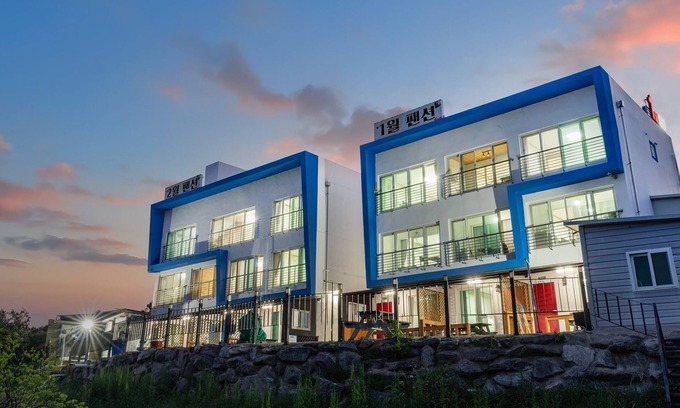 Yeongdeok House | Yeongdeok January and February Pension
