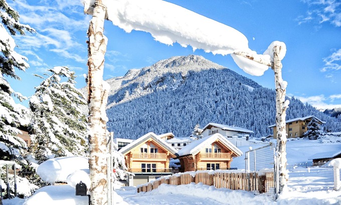 Pfunds House | Yosemite Lodge - Summit Lodges - Natural Retreat Pfunds