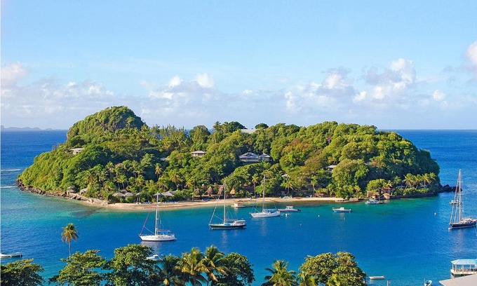 Young Island Resort | Young Island Resort