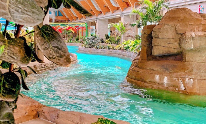 Circleville Resort | Your Catskills Waterpark Hideaway! 3 Relaxing Accommodations w/Balconies! Pool!