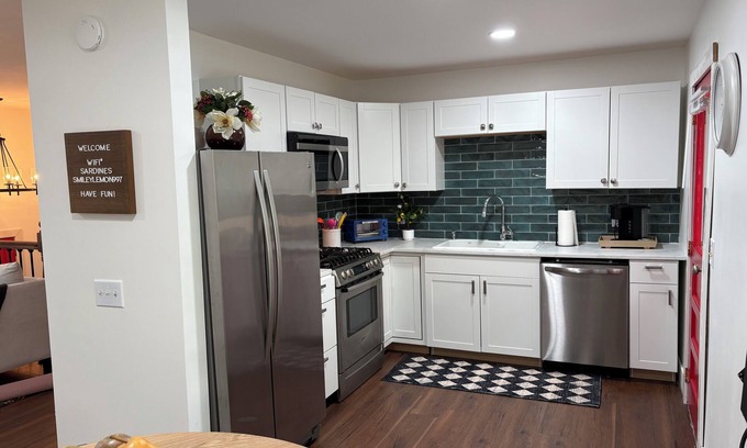 Cortland House | Your Cortland Base Near SUNY