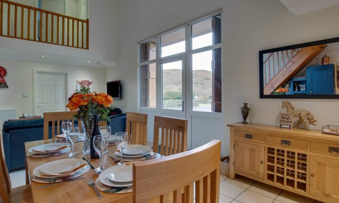 Margam House | Ysgubor Tawe in Pontardawe