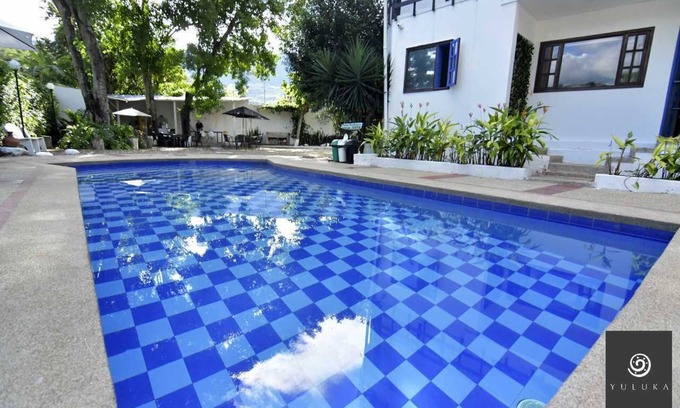 Apulo Hotel | YULUKA HOSTEL