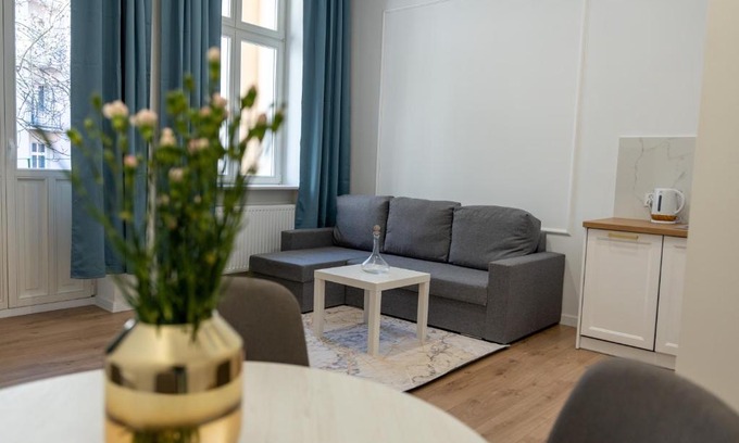 Legnica Apartment | Złote Apartamenty 3