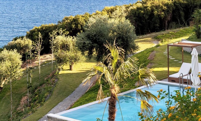 Sivota Villa | Zavia Resort-Villa Alpha, Seafront with Private Pool and Sea Access
