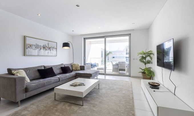 Porto de Mos Apartment | ZENTUNI Ocean front Lagos