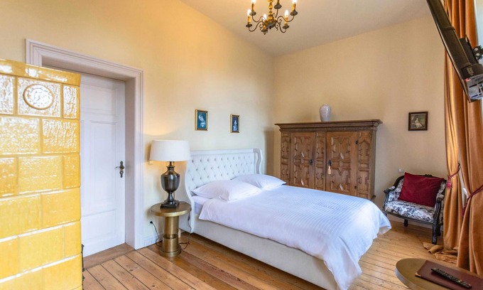 Hohen Demzin House | Zimmer Röbel - Schlosshotel Groß Köthel