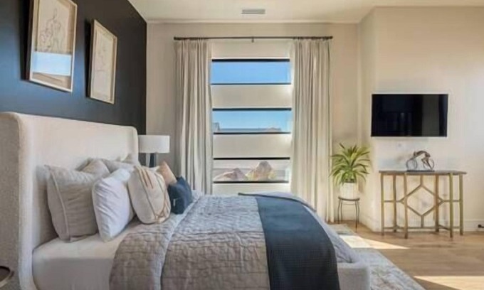 Virgin House | Zion Modern Lux Casita