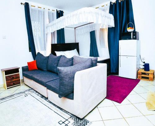 Gede Apartment | Zuru-KeyLeafy by Zuruhomes