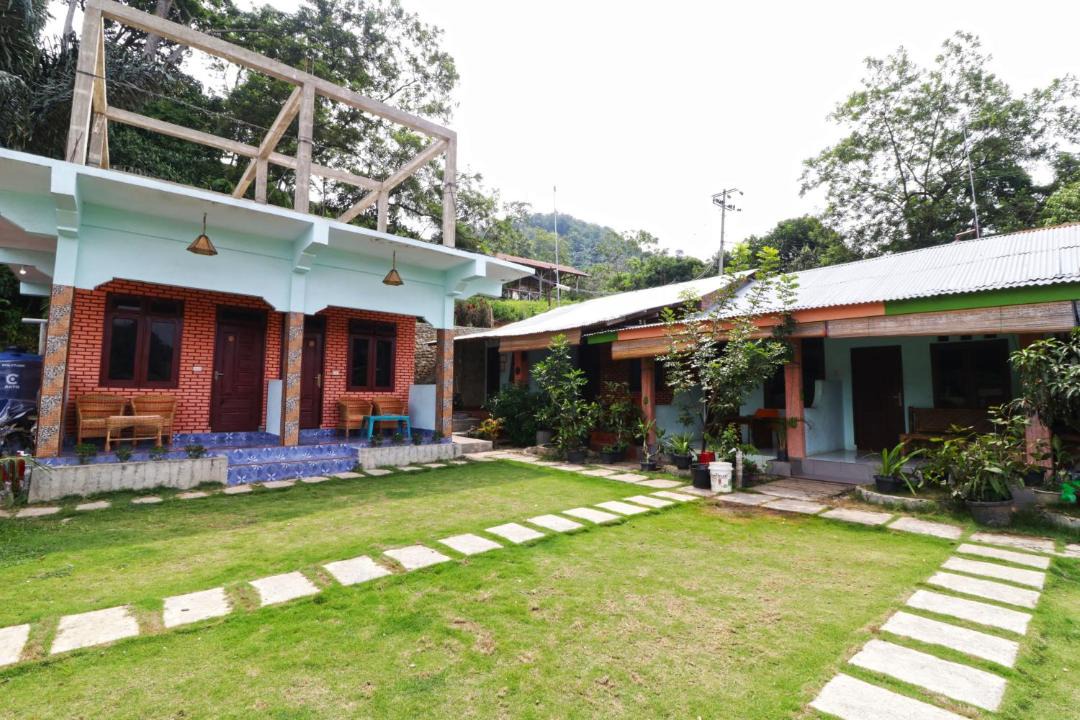 Fadhil | Bukit Lawang