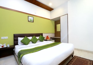 Hotel Seven
